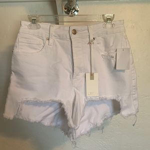 Good American White Denim Bombshell Short